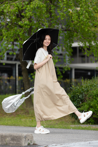 雨の日　キャミワンピ